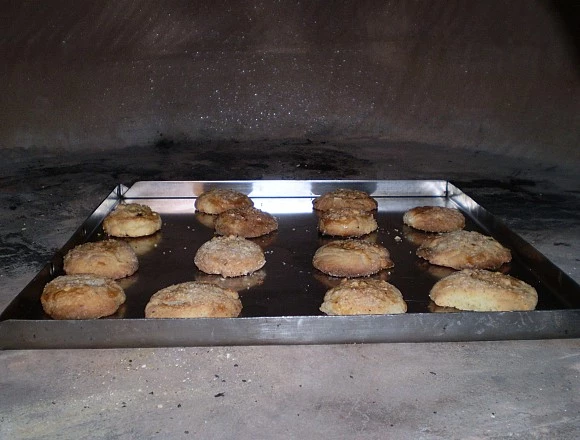 Leon. Pan y Pastas en Horno de Pereruela